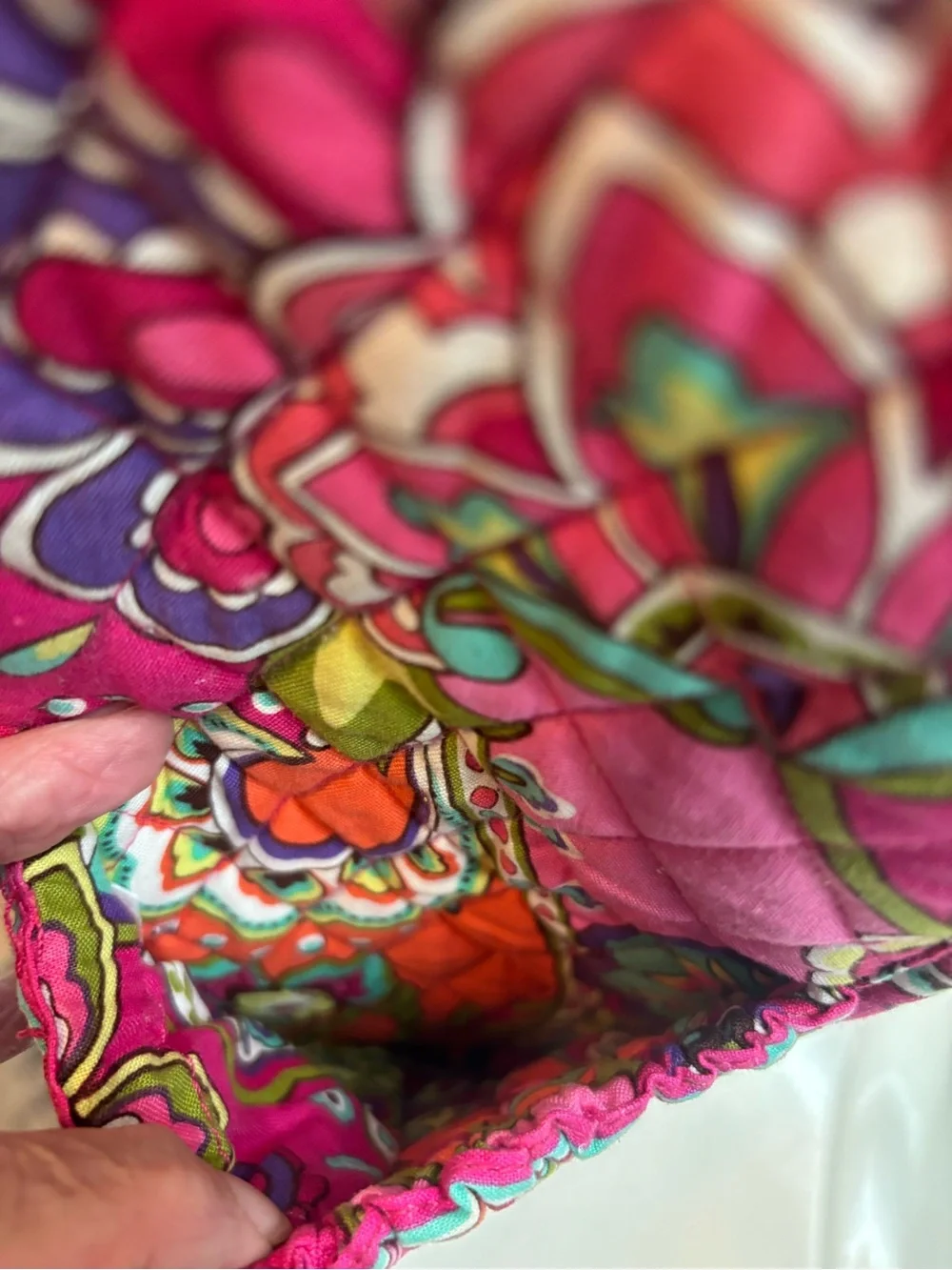 Vera Bradley Pink Swirls Quilted Curling Iron Cover